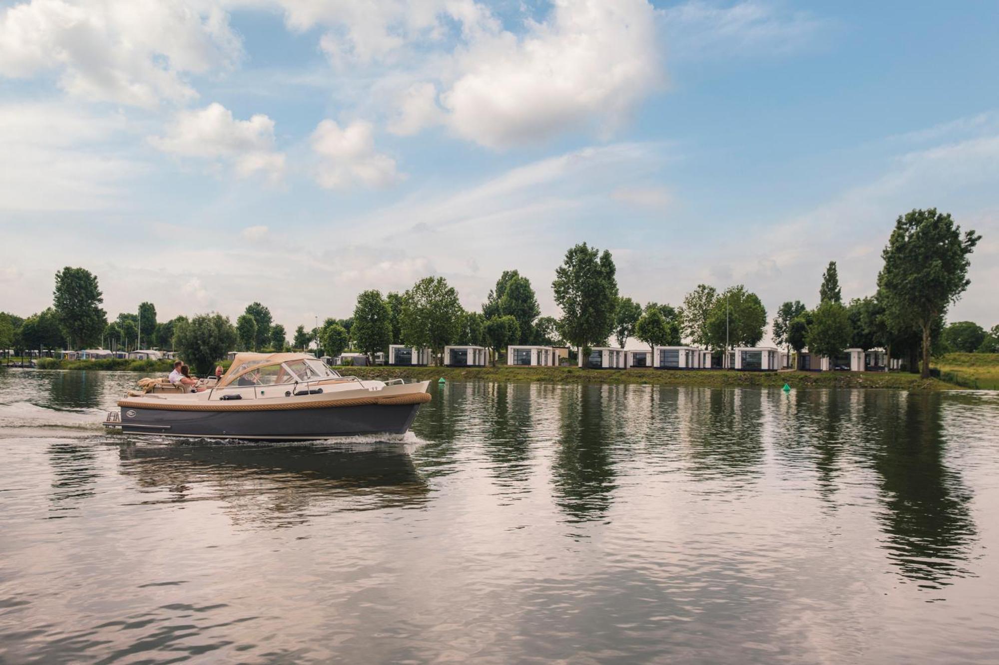 Hotel Marinapark Bad Nederrijn Maurik Exterior foto